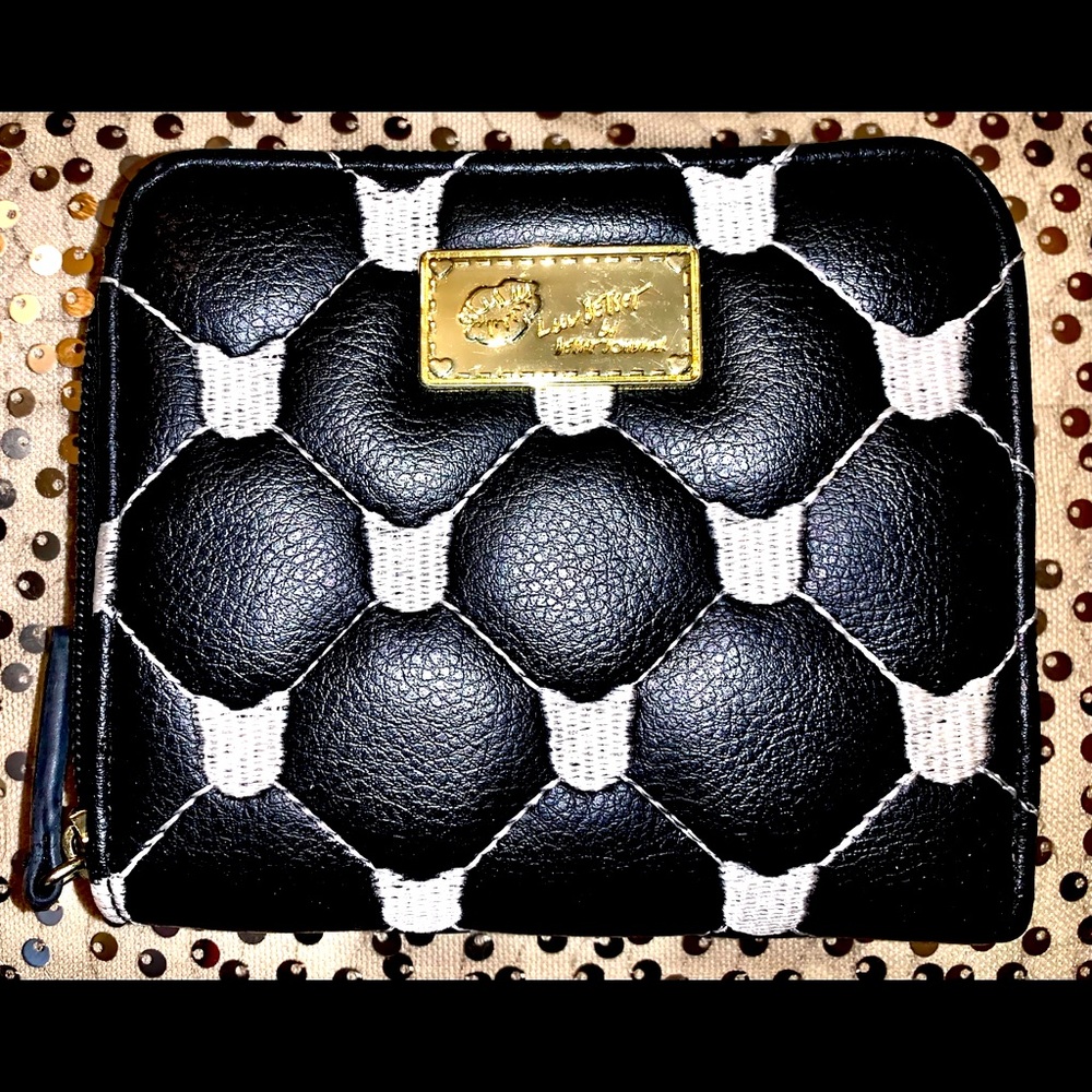 Betsy Johnson wallet